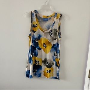 Simply Vera sleeveless top